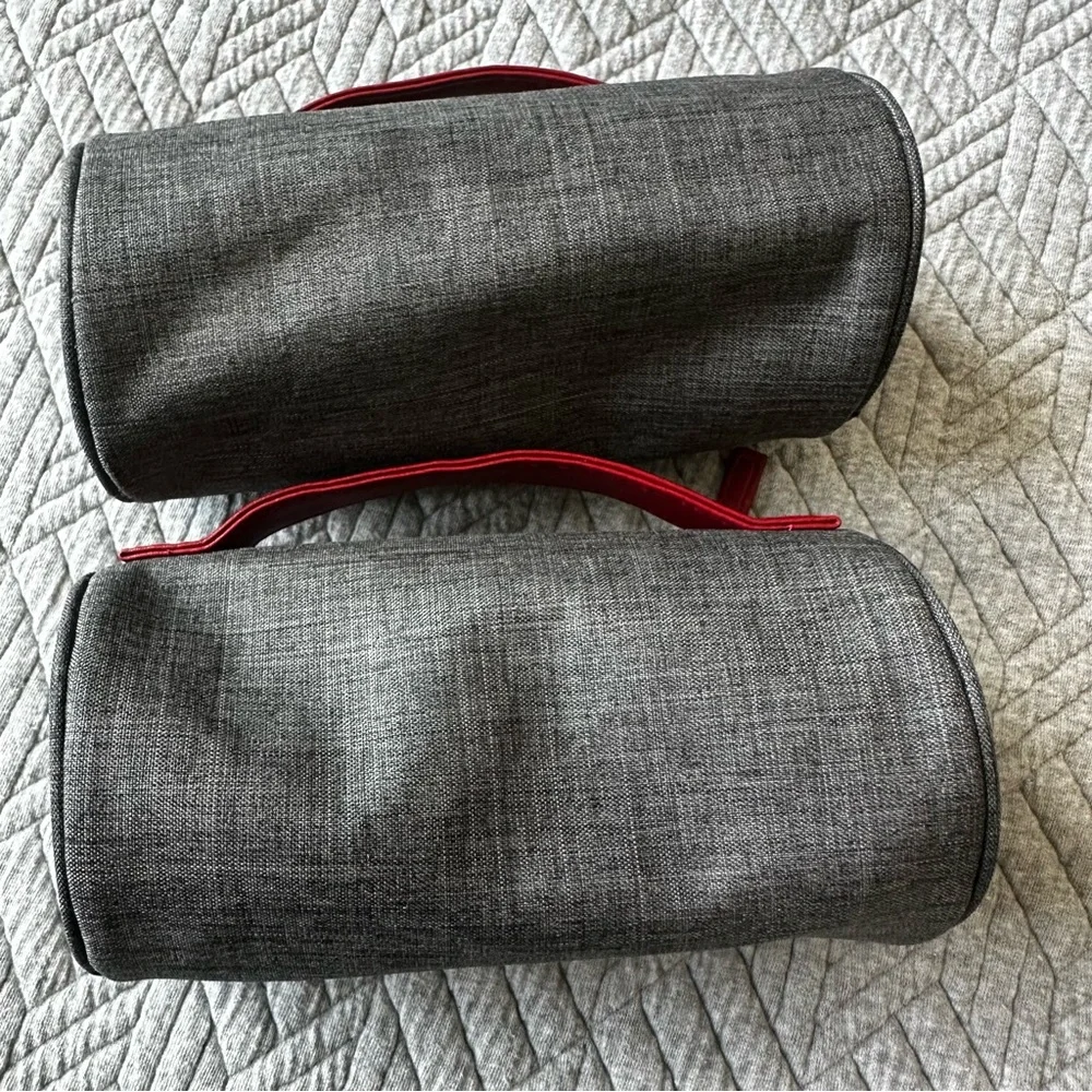 American Airline Business Class Cosmetic Cases (2)